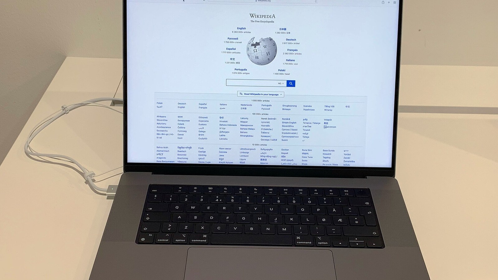 A falha do Mac que já está sendo explorada — e instala minerador na máquina